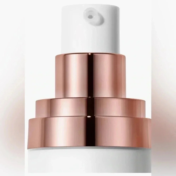 Jaclyn Cosmetics foundation Tan Deep - Picture 3 of 5